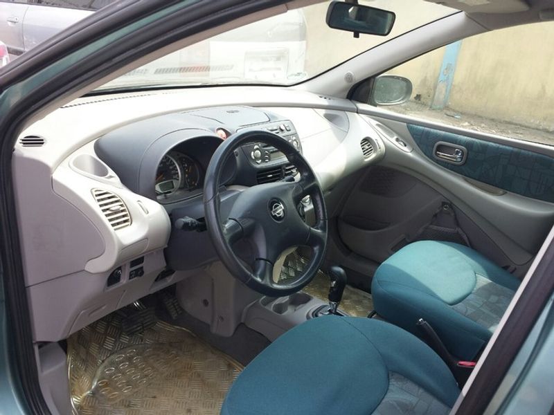 Thumbnail 5 of 2004 Nissan Almera